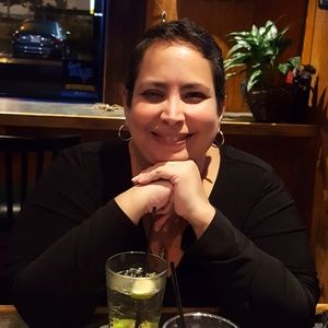 Meet your Posher, Carmen